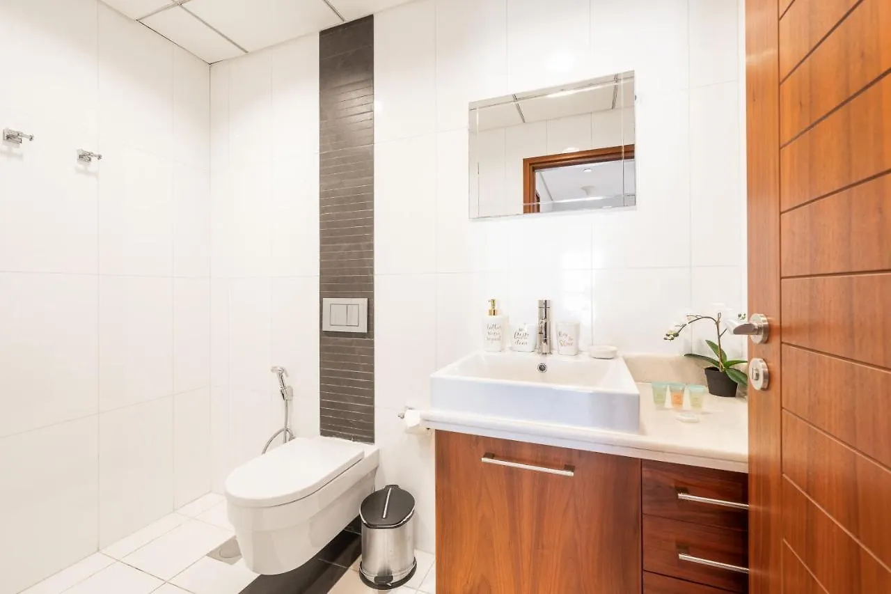 Super Deal! - 1Br Downtown Blvd Near Burj Khalifa & Mall Dubai United Arab Emirates